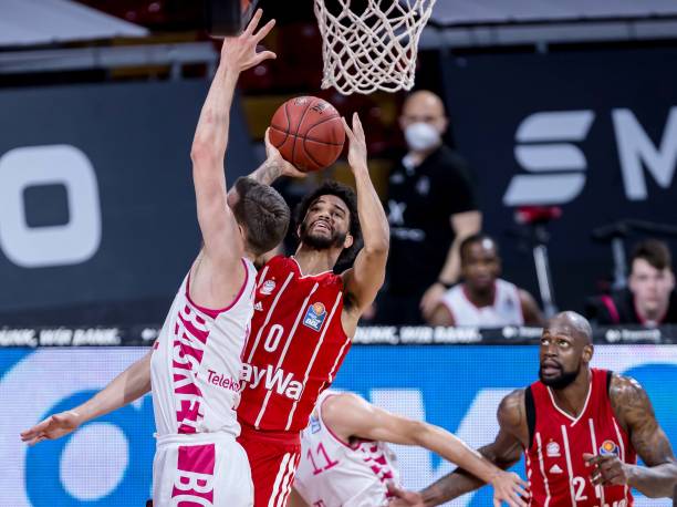 走出来的篮 走出来的篮