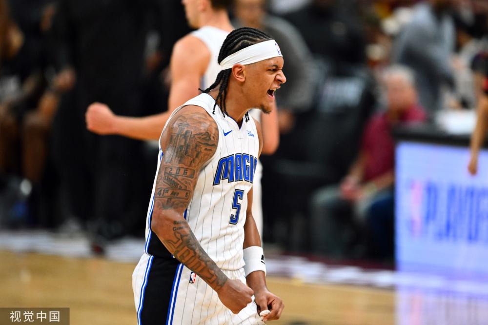 以他为核心 以他为核心