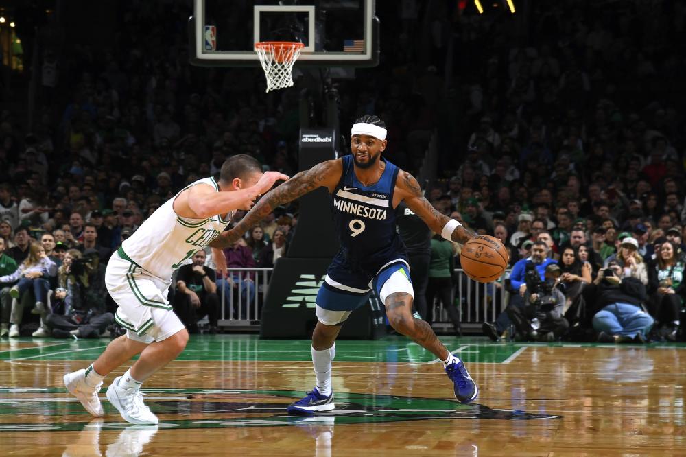 也是在球队 也是在球队