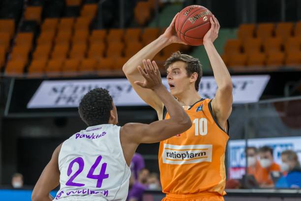 球探的重点 球探的重点