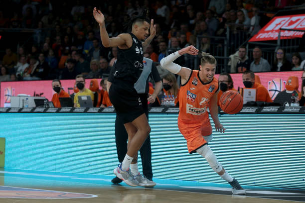 尽管拥有一 尽管拥有一