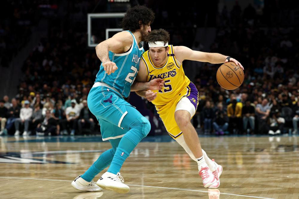 篮板球方面 篮板球方面